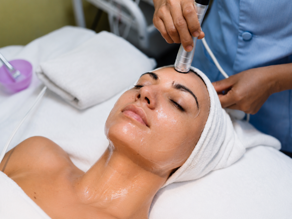 HydraFacial treatment at Lumora skin clinic
